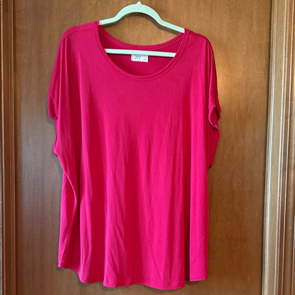 Women's Pink Top